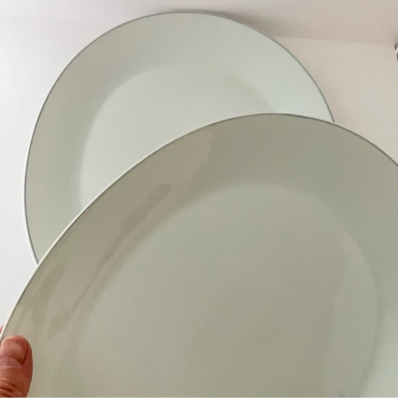 Set of 2 Rosenthal porcelain oval platters with a light blue trim. - Picture 8 of 8